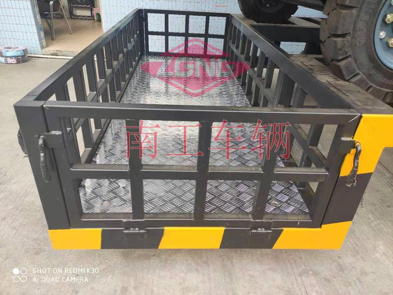 8吨骨架式奇异果(中国)带尾箱框
