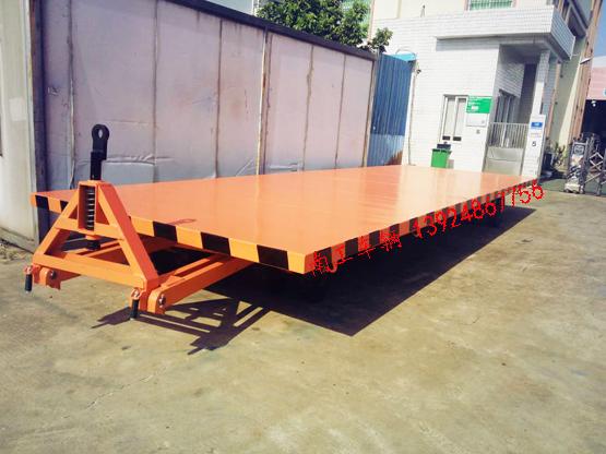 10吨奇异果(中国) 8个实心胎全挂车