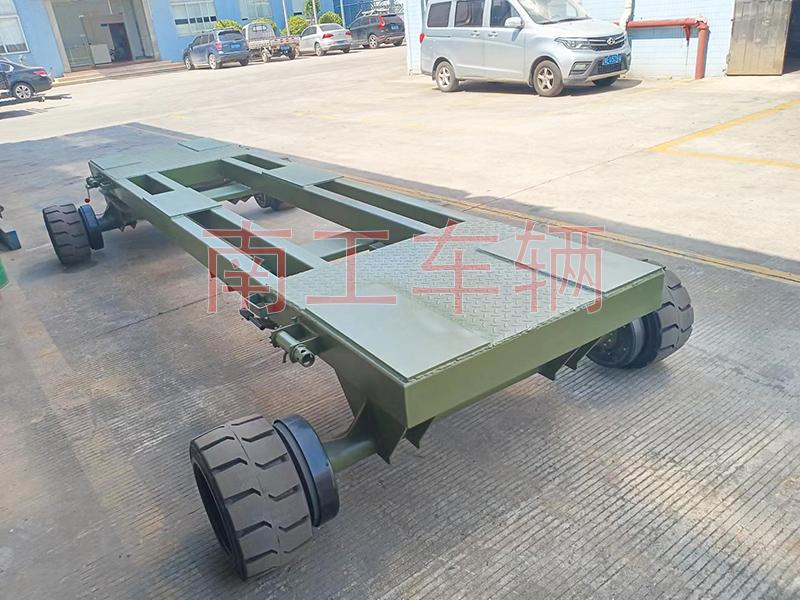 8吨牵引式船艇转运工具奇异果(中国)