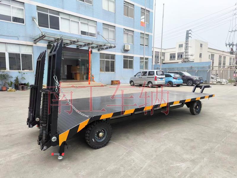 6吨带爬梯移动奇异果(中国)