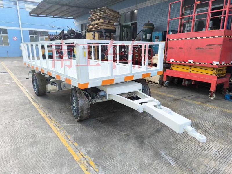 3吨奇异果(中国)牵引工具拖车 带护栏减震刹车功能