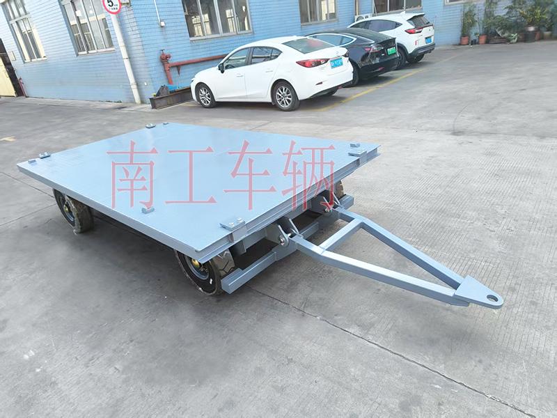 3吨小型牵引奇异果(中国) 全挂车