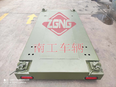 1675817909462816.jpg 2.5吨遥控电动拖车I.jpg