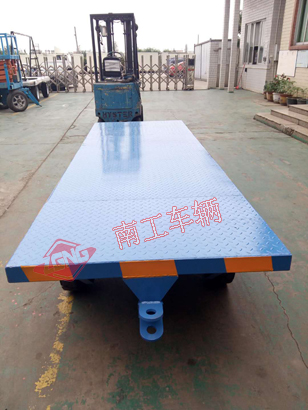 1676423478619176.jpg 4吨蓝色平板小拖车全挂式1I.jpg