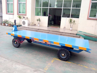 1676423495977170.jpg 4吨蓝色平板小拖车全挂式3I.jpg
