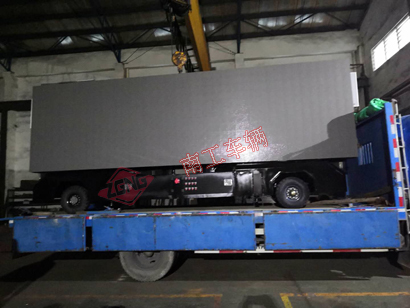 1676424326564965.jpg LED折叠全挂式显示屏亠告拖车底盘2I.jpg