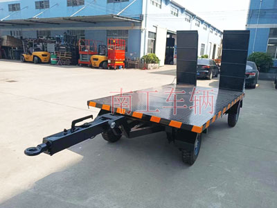 1679880187820160.jpg 3吨带爬梯工业牵引奇异果(中国)1I.jpg