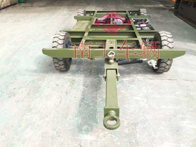 1684827481391963.jpg 1.5吨电动手动奇异果(中国)底盘I.jpg