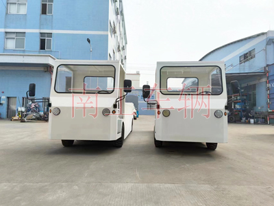 1704350210582497.jpg 2吨座驾式纯电动奇异果(中国)I.jpg