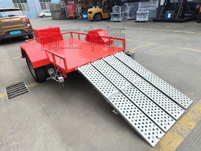 1709262460861976.jpg 0.9吨消防机器人用ATV拖车 四爬梯3I.jpg