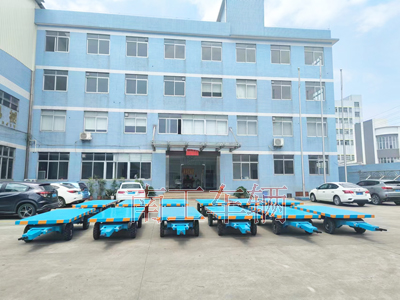 1717550405330645.jpg 3吨全挂式牵引奇异果(中国)可拆护栏1I.jpg