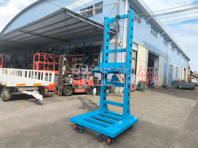 1720489260444423.jpg 0.25T螺杆升降车1I.jpg