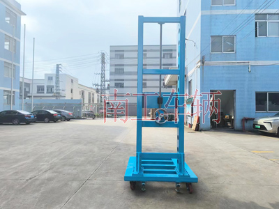 1720489265172311.jpg 0.25T螺杆升降车3I.jpg