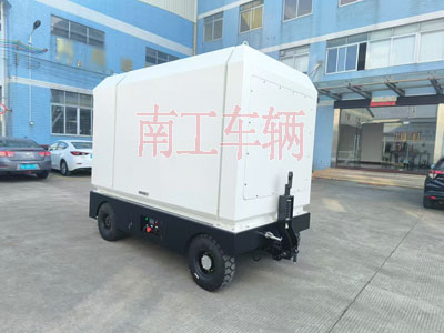1725948955879166.jpg 2吨电动奇异果(中国) 飞翼箱式工具拖车2I.jpg