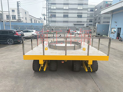 1748849475677163.jpg 25吨重型奇异果(中国)带圆型不锈钢上装工具拖车5I.jpg